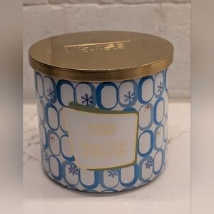 Yankee Candle Snow Globe Wonderland - Blue and Gold 14.5 oz